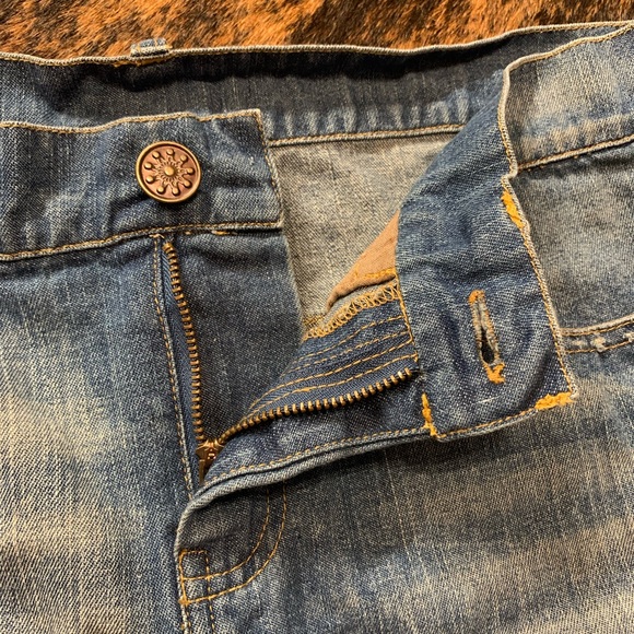 Cattlelac blues size medium denim mini skirt with small pocket - Picture 4 of 10